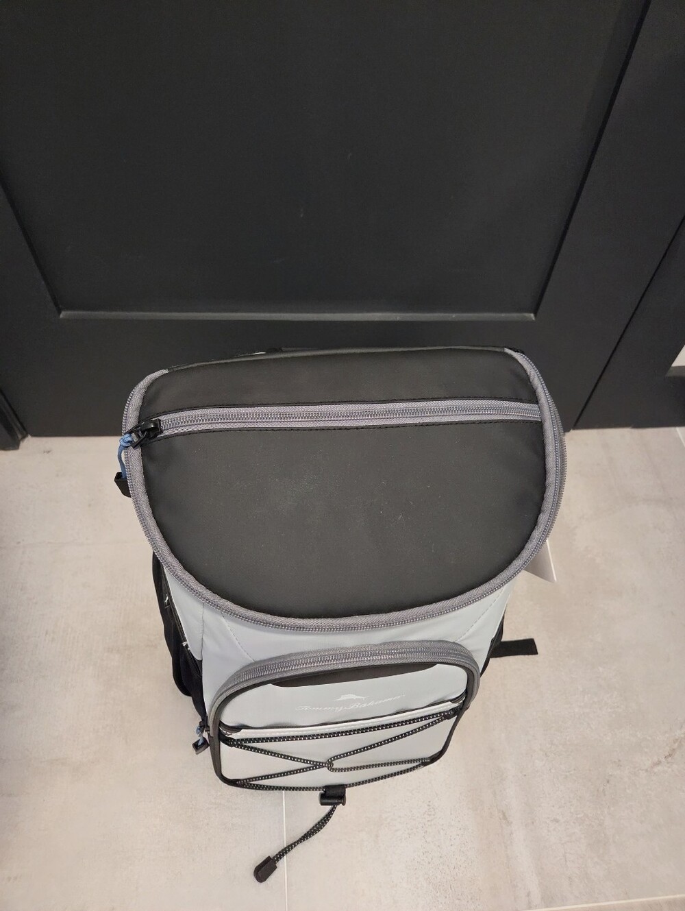 Tommy Bahama 24 Can + Ice Backpack Cooler - Picture 2 of 8